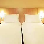Ibis Hotel 3*