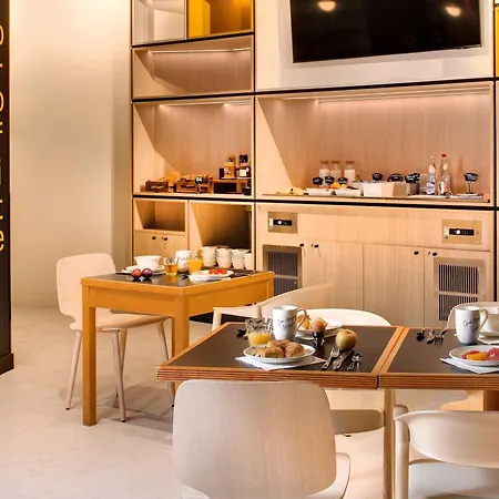 Ibis 3* Vichy