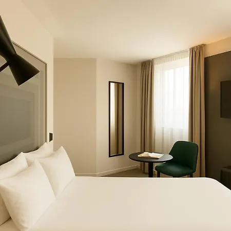 Ibis Szálloda