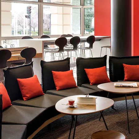 Отель Ibis Виши