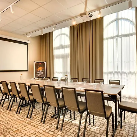 Ibis 3*