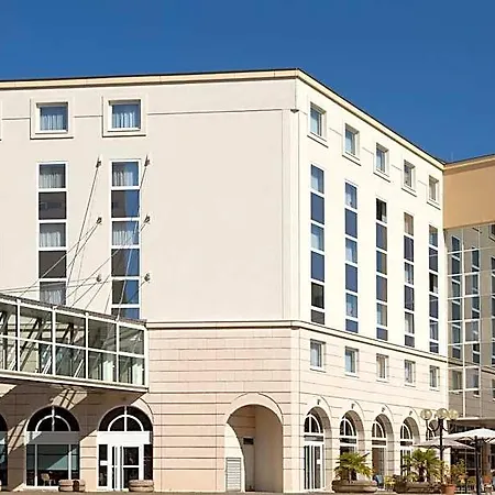 Ibis 3*