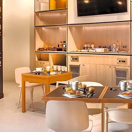 Hotel Ibis 3*
