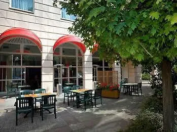 Ibis 3* Vichy